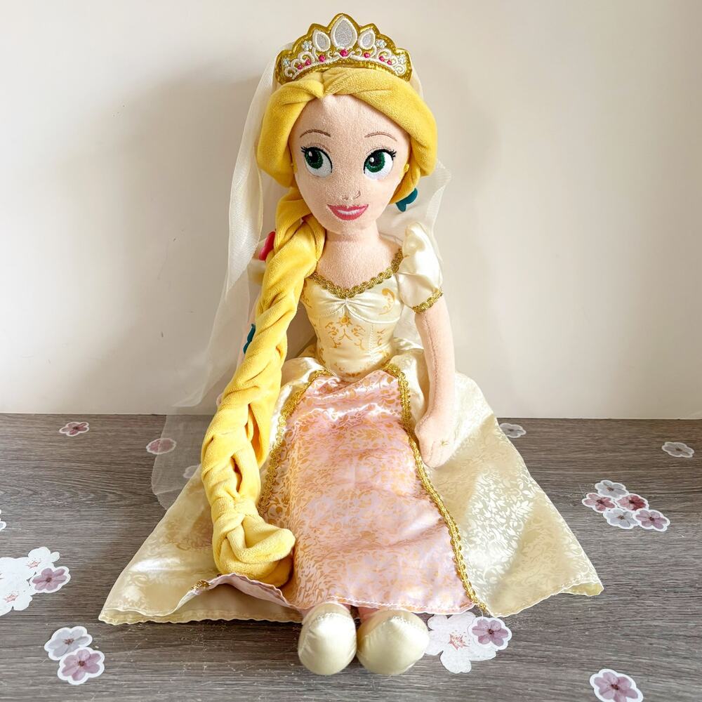 Disney Store Rapunzel Tangeled Ever After Bride Wedding Dress 21” Plush Doll EUC